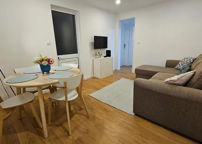 A M A R - 450m From The * São Roque