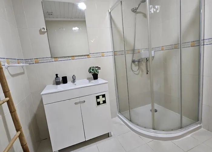 A M A R - 450m From The * São Roque