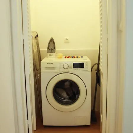 Appartement A M A R - 450m From The