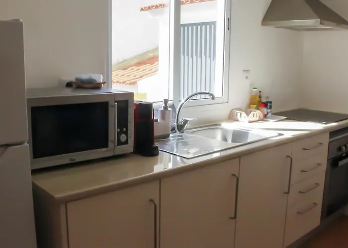 A M A R - 450m From The * Сан-Роки