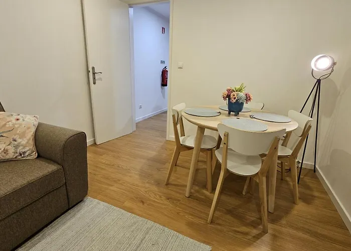 A M A R - 450m From The *